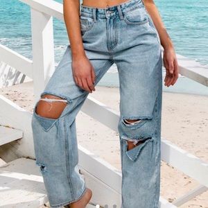 pretty little thing mid wash low rise jeans